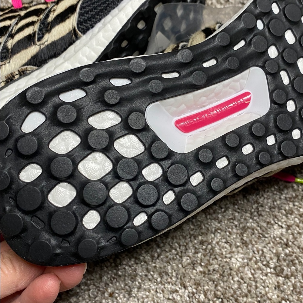 Adidas Women's ultraboost dna size 7 new - Picture 12 of 17